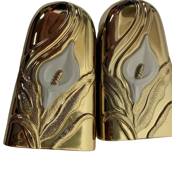 Art Nouveau Salt & Pepper Shakers Set Vtg Gold Tone White Calla Lily Decorative - Picture 5 of 16